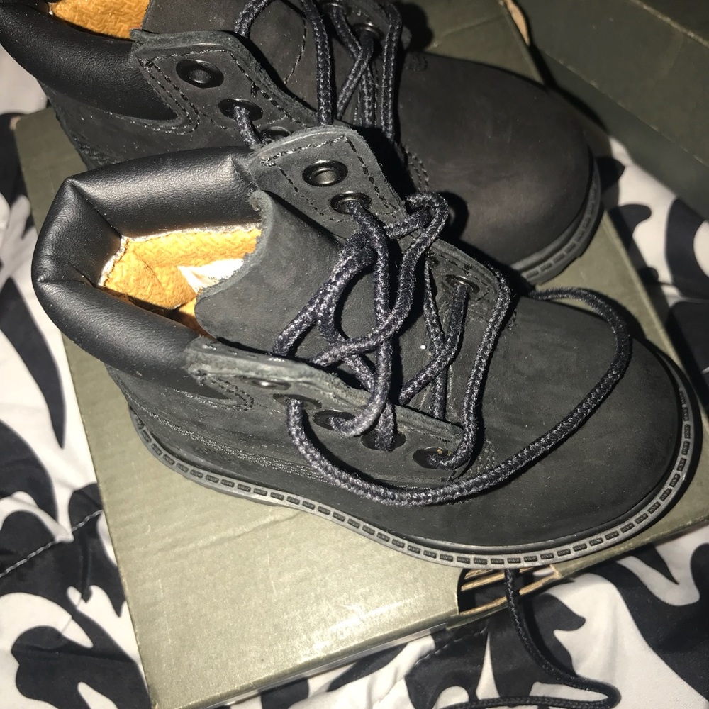 Timberlands - Picture 2 of 3